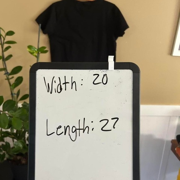 Black "Be Different" y2k women's #goth #emo Measures L - Picture 4 of 4